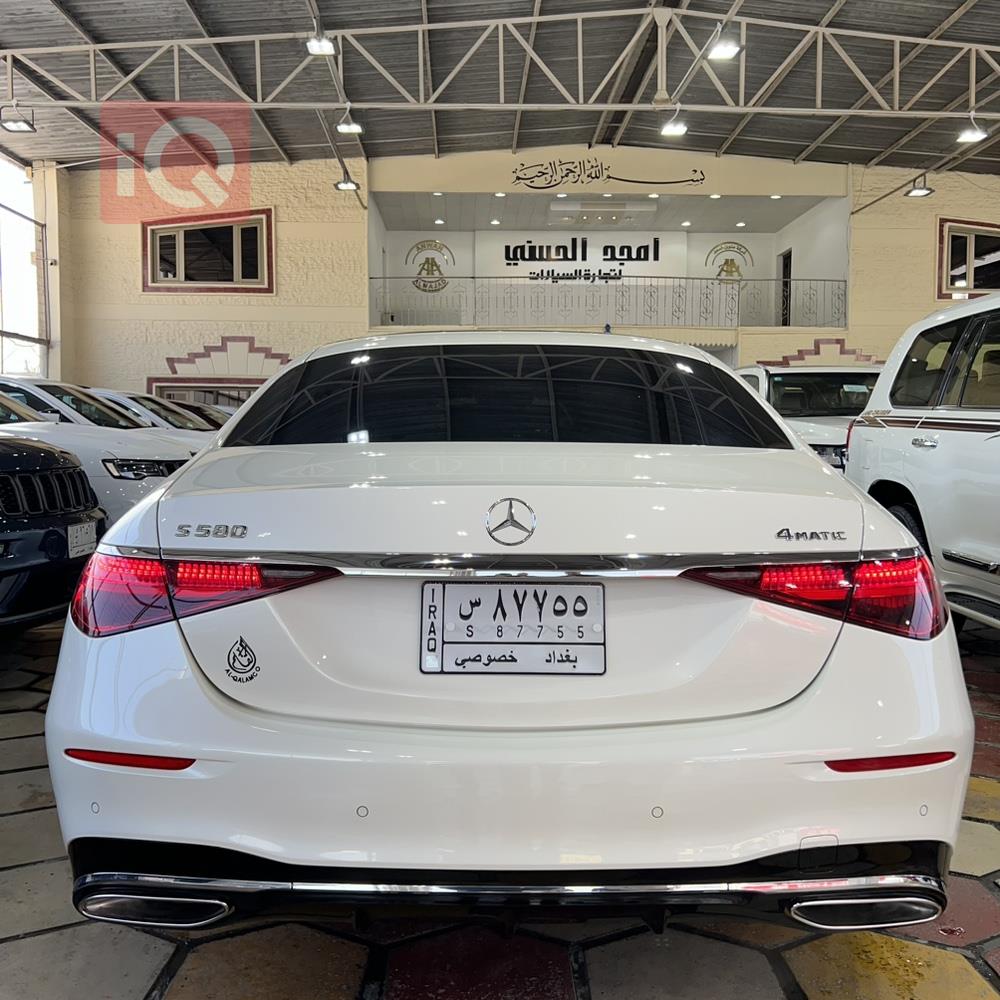 Mercedes-Benz S-Class